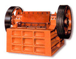 細碎顎式破碎機產(chǎn)品圖片