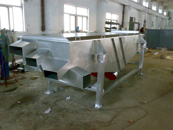 求購反擊式破碎機產品圖片