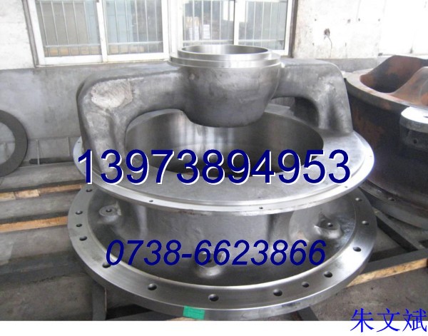 圓錐破碎機(jī)配件系列有:軀體、動(dòng)錐總成、定錐總成等產(chǎn)品圖片