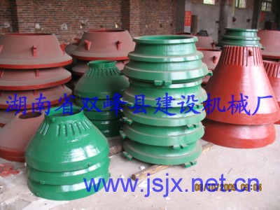 圓錐破碎機配件系列有:圓錐頭、分料盤等產(chǎn)品圖片