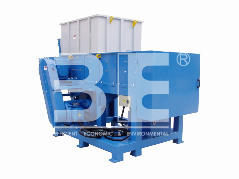 單軸撕碎機(jī)產(chǎn)品圖片