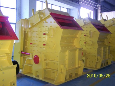 反擊破/反擊式破碎機(jī)/上海反擊式破碎機(jī)/上海路橋反擊式破碎機(jī)產(chǎn)品圖片