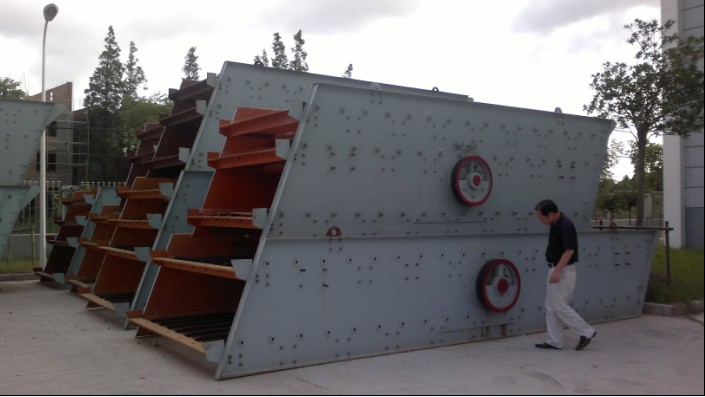 振動(dòng)篩/上海振動(dòng)篩/上海路橋振動(dòng)篩