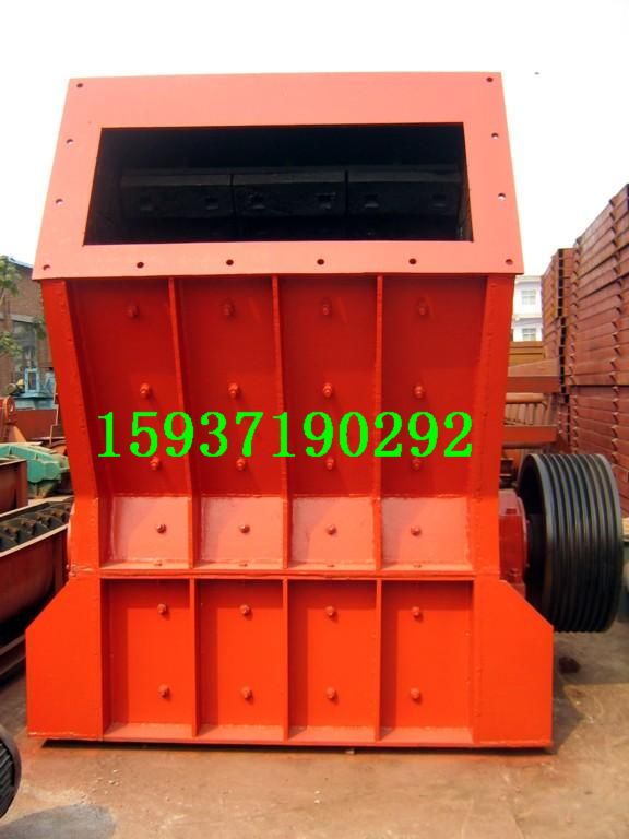 鑫順重型破碎機(jī)，石灰石重型錘式破碎機(jī)產(chǎn)品圖片