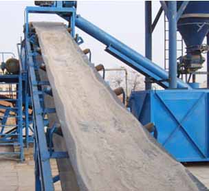 廠家供應(yīng)石料輸送機(jī)、河卵石輸送機(jī)產(chǎn)品圖片