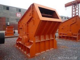 反擊式破碎機產(chǎn)品圖片