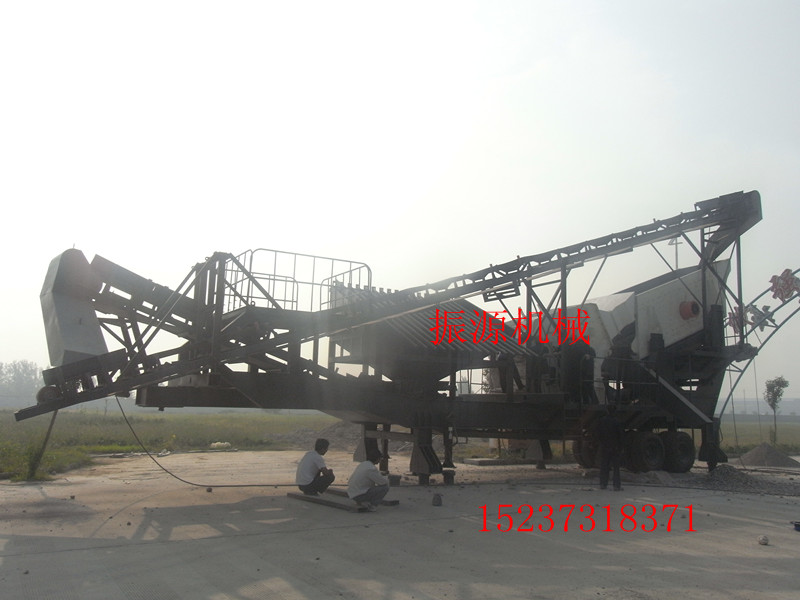 新疆移動破碎站|煤炭一體化破碎站|振動篩破碎機(jī)廠家產(chǎn)品圖片