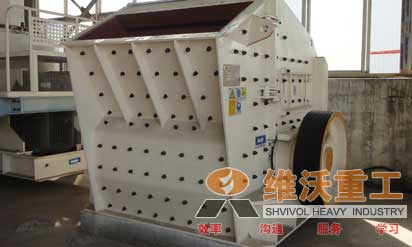 供應(yīng)強(qiáng)力反擊式破碎機(jī)產(chǎn)品圖片