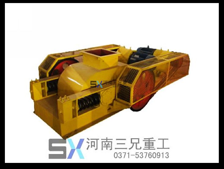 對(duì)輥破碎機(jī)安裝時(shí)的注意事項(xiàng)產(chǎn)品圖片