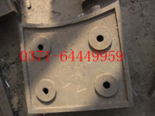 專業(yè)生產(chǎn)高效細碎機反擊襯板 耐磨反擊襯板產(chǎn)品圖片