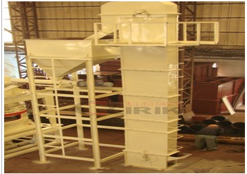 斗式提升機(jī)產(chǎn)品圖片