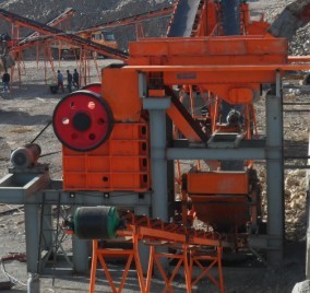 陜西破碎機在砂石廠的發(fā)展產(chǎn)品圖片