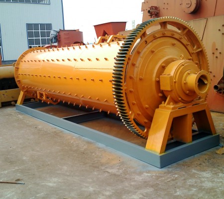 球磨機，節(jié)能球磨機鄭州龍鼎13203714687產(chǎn)品圖片