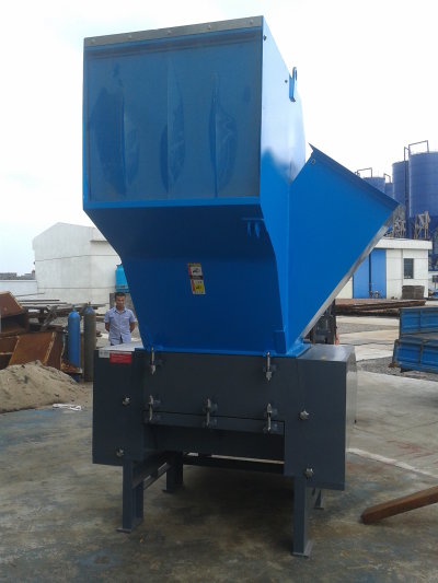 塑膠片型粉碎機/塑料破碎機產(chǎn)品圖片