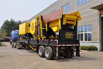 輪胎式移動(dòng)破碎站產(chǎn)品圖片