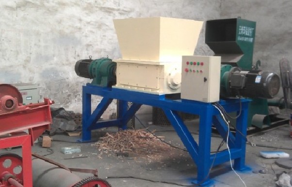 多功能鐵屑粉碎機，新型鐵絲撕碎機