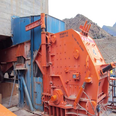 反擊式破碎機產(chǎn)品圖片