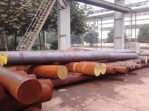 9Cr2Mo活塞桿SB81、9Cr2Mo矯直輥 9Cr2Mo臺(tái)階軸 破碎機(jī)軸產(chǎn)品圖片