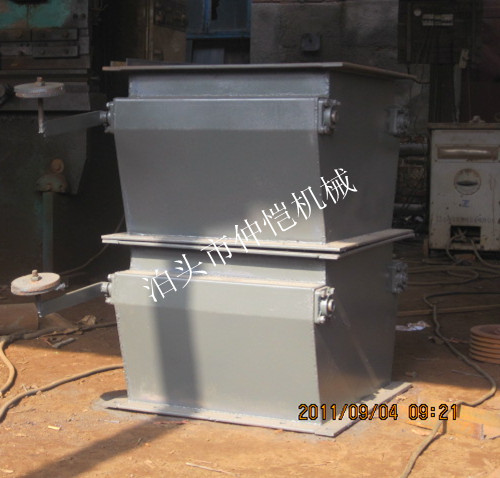 雙層雙門(mén)重錘翻版卸灰閥 泊頭仲愷礦業(yè)輸送設(shè)備供應(yīng)