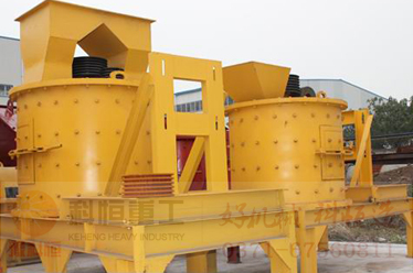 復(fù)合式破碎機(jī)簡單合理、成本低產(chǎn)品圖片