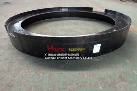 磨輥防護(hù)罩下端產(chǎn)品圖片