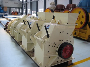 河南垂式破碎機