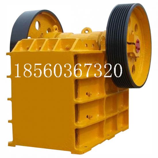 ZG-PE型鑄鋼殼顎式破碎機(jī)產(chǎn)品圖片