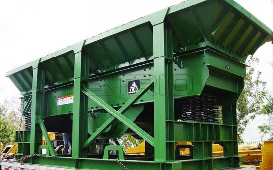 振動(dòng)篩條式喂料機(jī)產(chǎn)品圖片