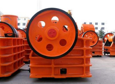 PEV系列-顎式破碎機(jī)生產(chǎn)廠家供應(yīng)顎式破碎機(jī)V產(chǎn)品圖片