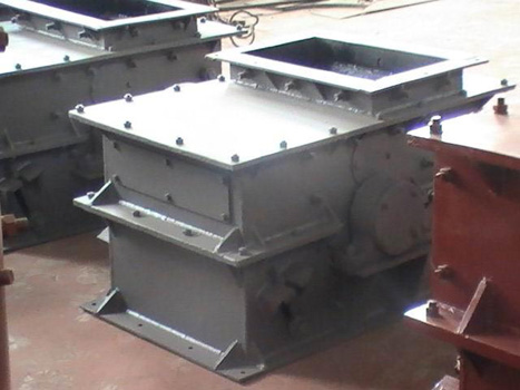 PCH1616環(huán)錘式破碎機(jī),pch系列環(huán)錘式破碎機(jī),單段錘式破碎機(jī)價(jià)格,環(huán)錘破PCH1616環(huán)錘式破產(chǎn)品圖片