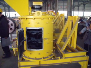 河南河卵石破碎機(jī)，復(fù)合破碎機(jī)，石英石破碎機(jī)