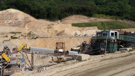  反擊式制砂機(jī)廠家））反擊式制砂機(jī)價格））制砂機(jī)設(shè)備哪家產(chǎn)品圖片