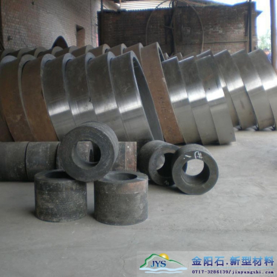 供應(yīng)各種優(yōu)質(zhì)雷蒙磨配件，錳鋼合金磨輥磨環(huán)壽命更長(zhǎng)，更耐磨