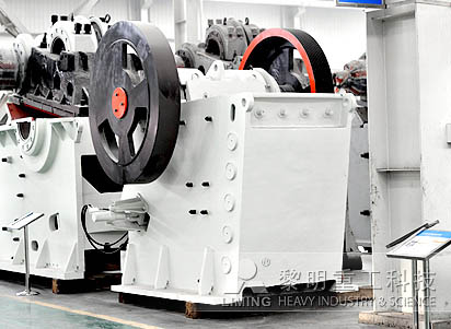 黎明重工新型C6X系列顎式破碎機(jī)產(chǎn)品圖片