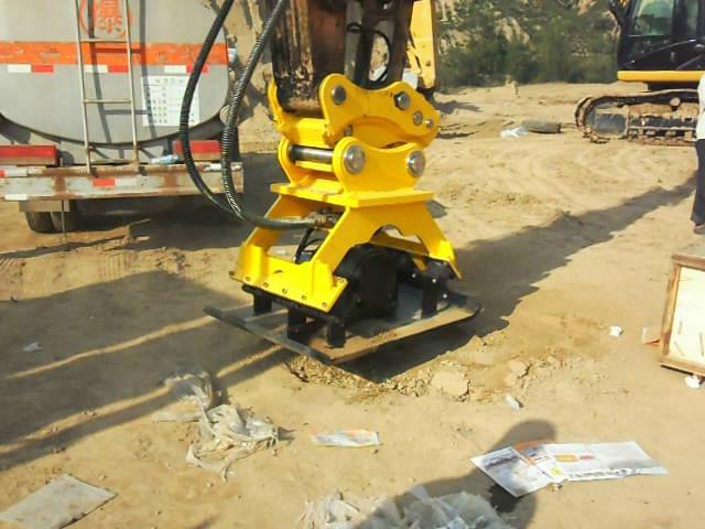 液壓夯實器、液壓夯實機、液壓震動夯、液壓平整夯