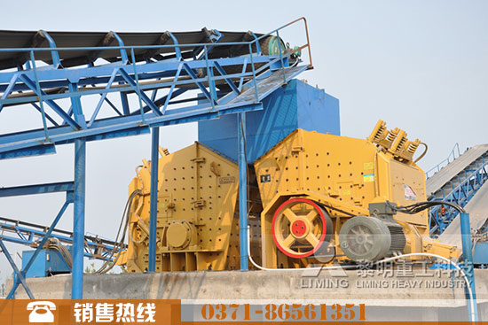 69破碎機(jī)廠家報價？產(chǎn)品圖片