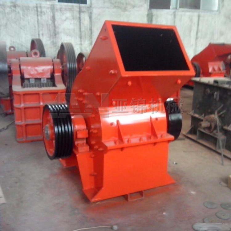 挑選適用的高質(zhì)量破碎機(jī)錘頭