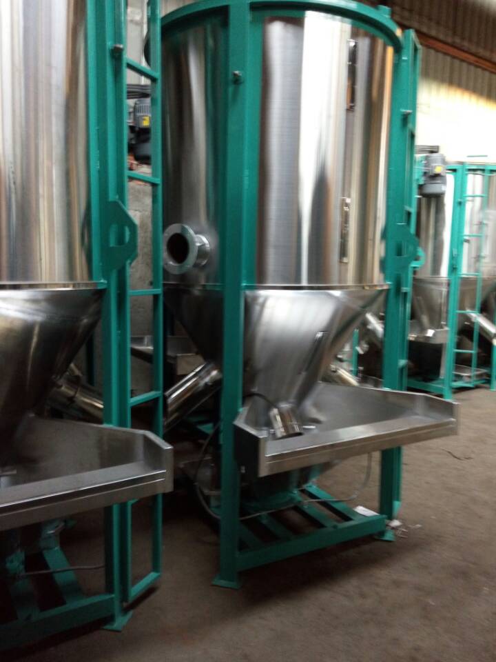 立式大容量攪拌機(jī)|混色混料機(jī)