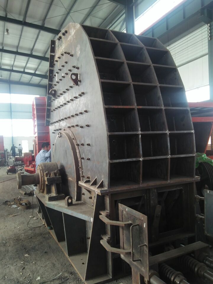 礦山破碎機械，顎式破碎機械產(chǎn)品圖片