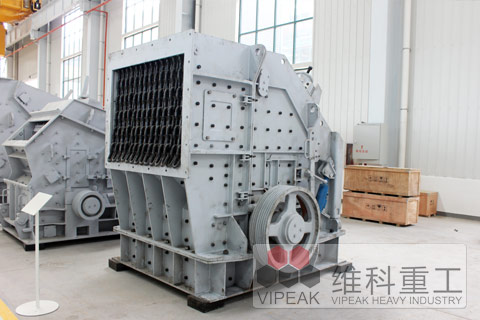  破碎石灰石用什么機(jī)器/石灰石破碎設(shè)備