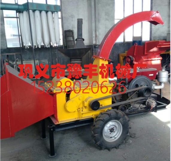 廣西地區(qū)的樹枝粉碎機選移動的為好，原因如下產(chǎn)品圖片