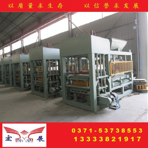 宏展機(jī)械QT6-15全自動(dòng)液壓免燒磚機(jī)產(chǎn)品圖片