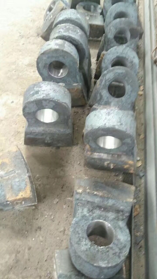 定做高鉻復(fù)合金錘頭