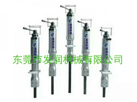 露天礦山靜態(tài)開采設(shè)備分裂機產(chǎn)品圖片