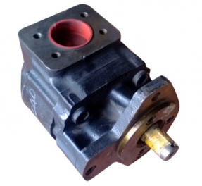 美卓破碎機備件配件油泵