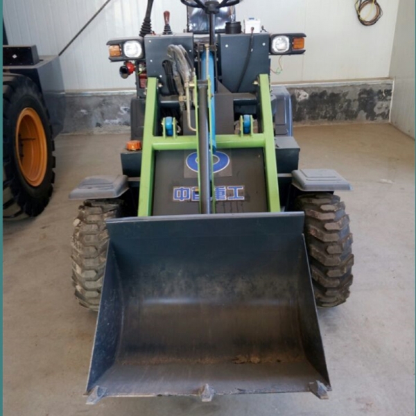 邵陽電動裝載機中首重工電瓶小鏟車糧庫鏟糧食