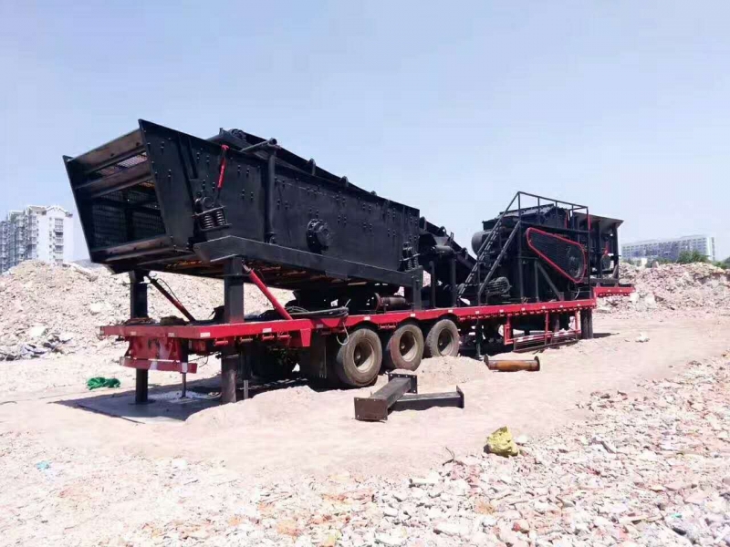 移動(dòng)破碎機(jī)產(chǎn)品圖片