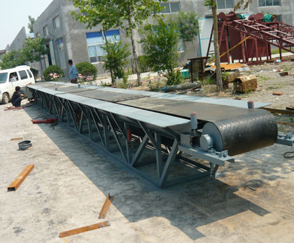 皮帶輸送機(jī)_壓球機(jī)生產(chǎn)線(xiàn)配套設(shè)備