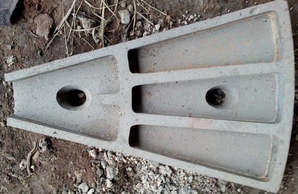 打散機(jī)錘頭，打散機(jī)襯板，筒體襯板，高鉻合金，耐熱鋼