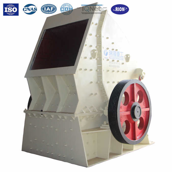 山東瑞隆強(qiáng)擊式破碎機(jī)粉碎機(jī)碎石機(jī)廠產(chǎn)品圖片